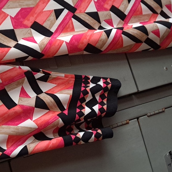 Ladies geometric print polyester dress size 14 - Picture 8 of 9